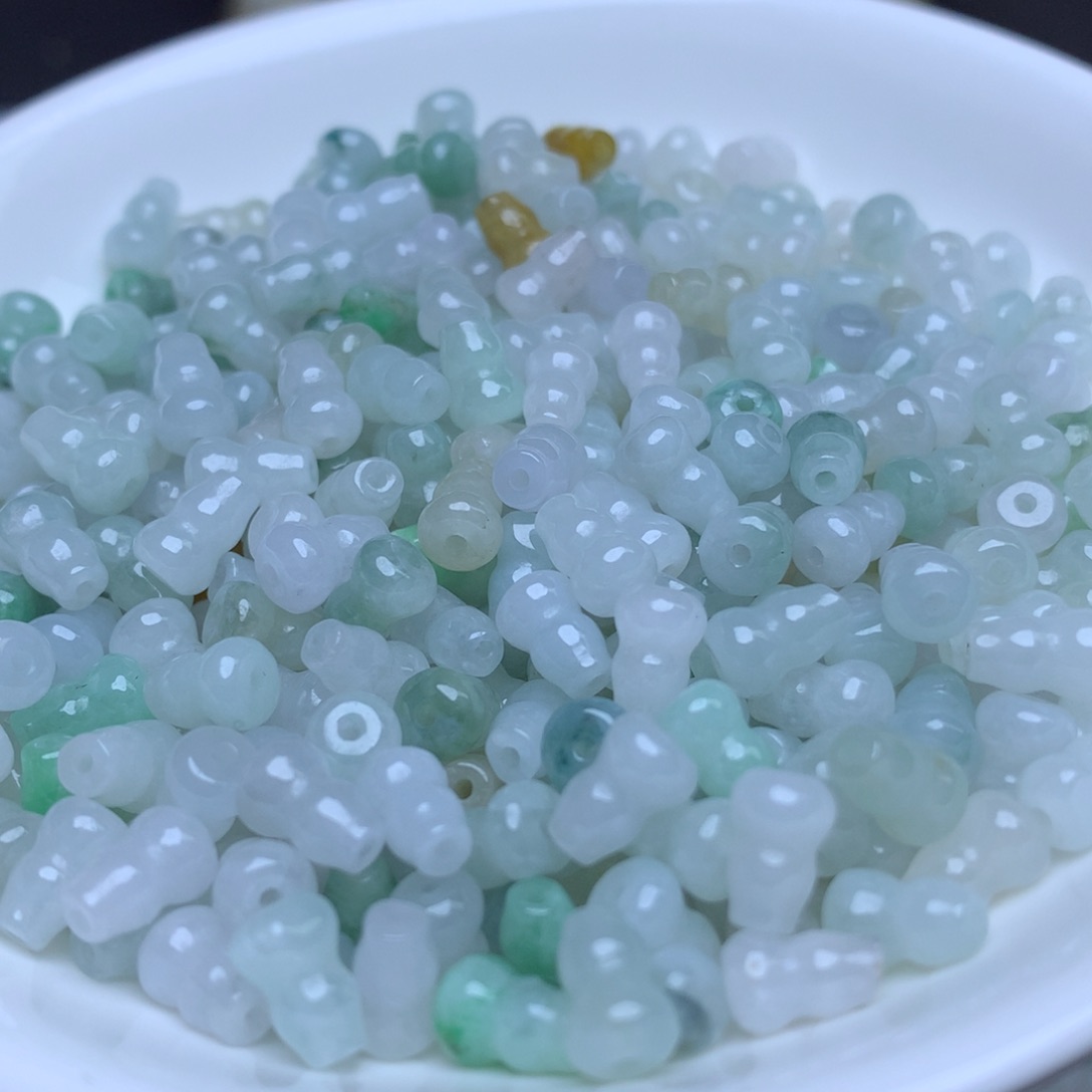 【闪购商品】翡翠手链未镶嵌卡5乘7.4冰葫芦50个