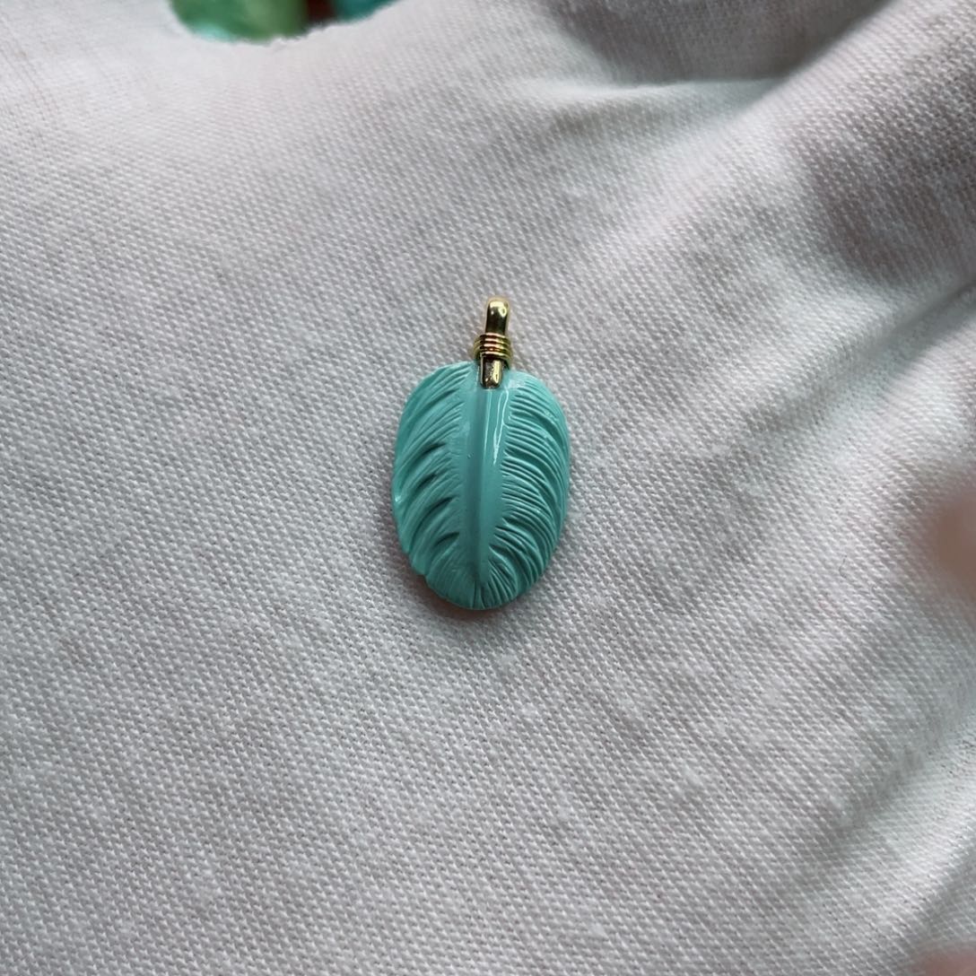 绿松石珠宝奇石18K金镶嵌