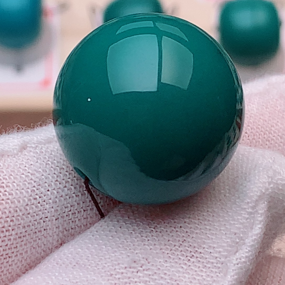 绿松石配饰未镶嵌直径：18.8