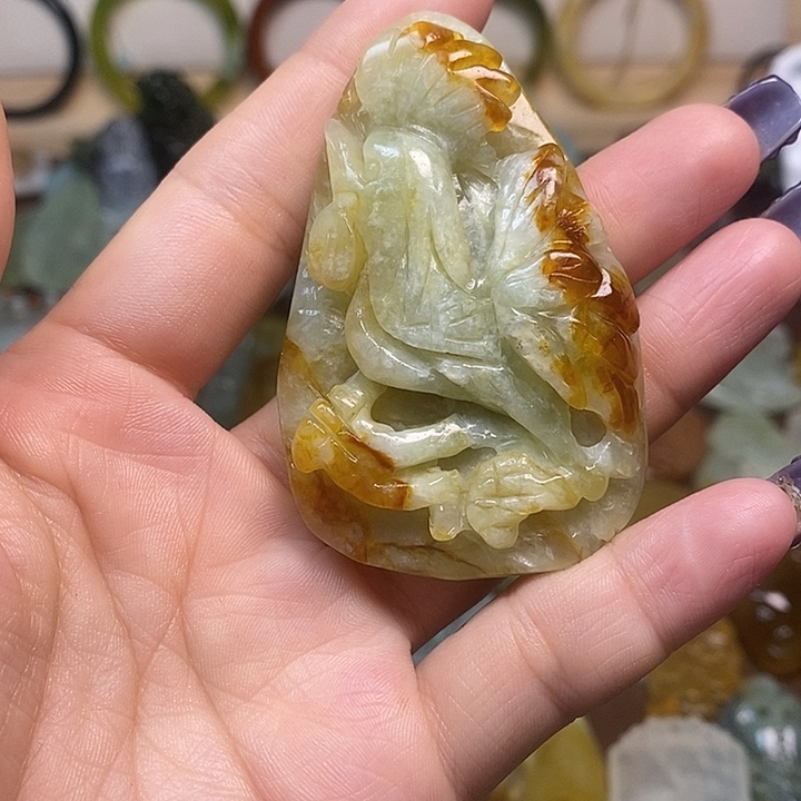蛇纹石玉吊坠未镶嵌