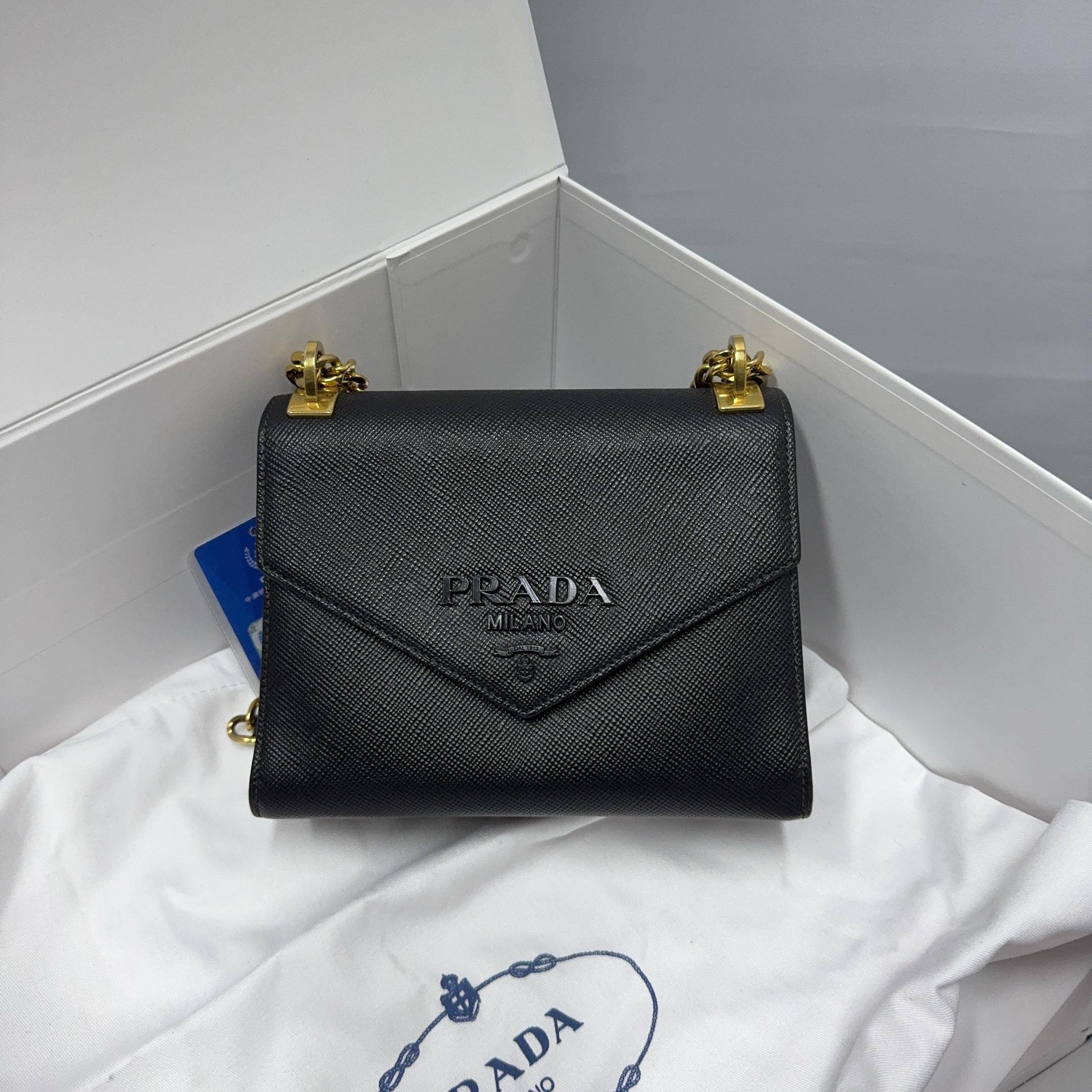 胖虎熙少/普拉达/95新/公价0/箱包/两用包/31T2501290040