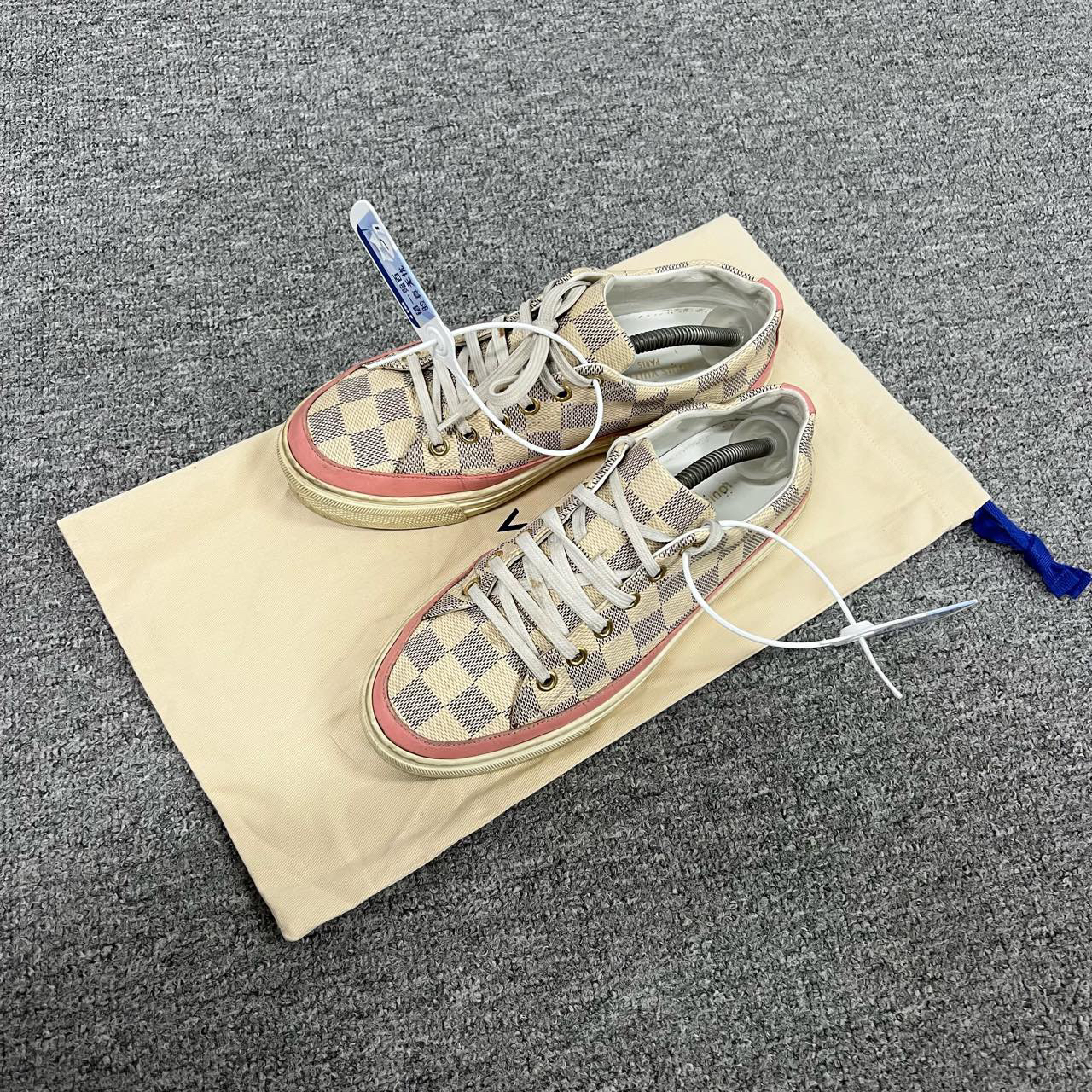 99新 LouisVuitton/路易威登 lv 棋盘格休闲鞋