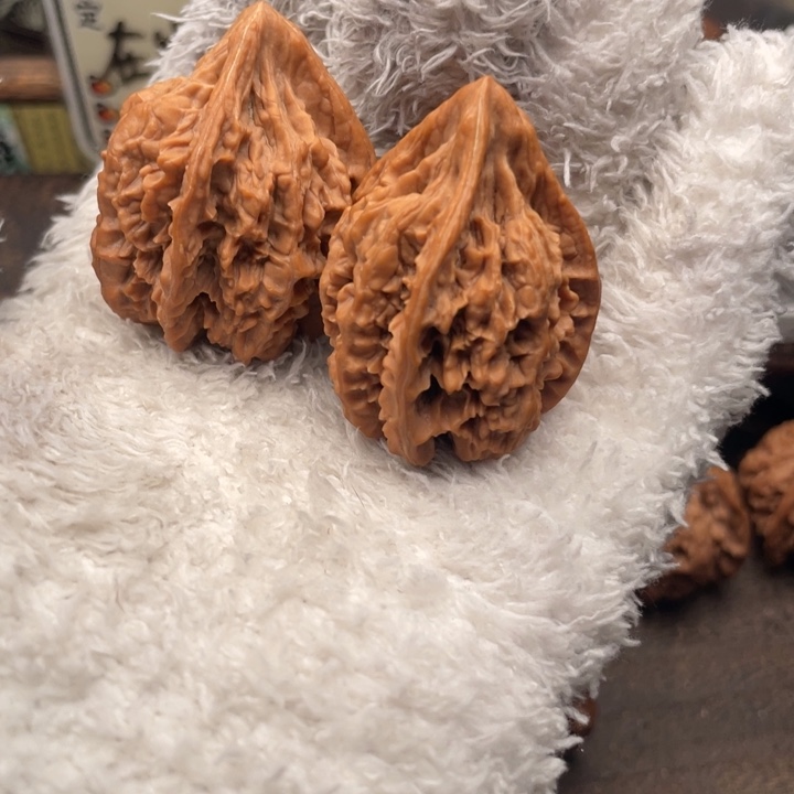 香****核桃35尺秦岭野鸡三棱阴皮福利