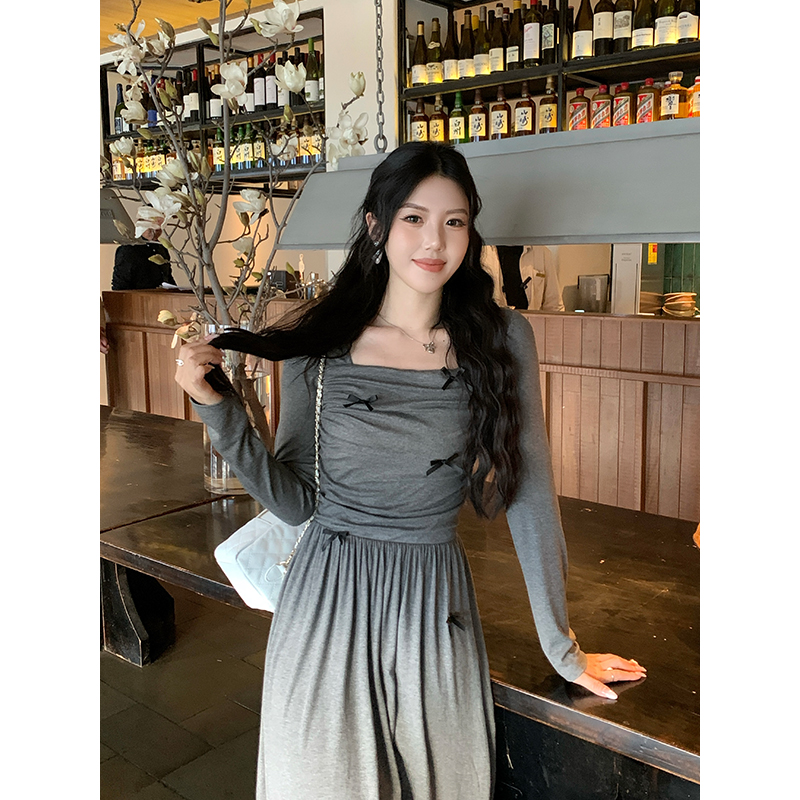 【伊妮甜心现货】甜辣多多2025春季灰色方领蝴蝶结收褶长袖连衣裙