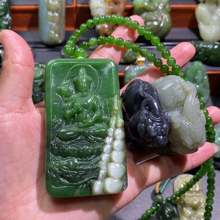 未镶嵌和田玉挂件远****客