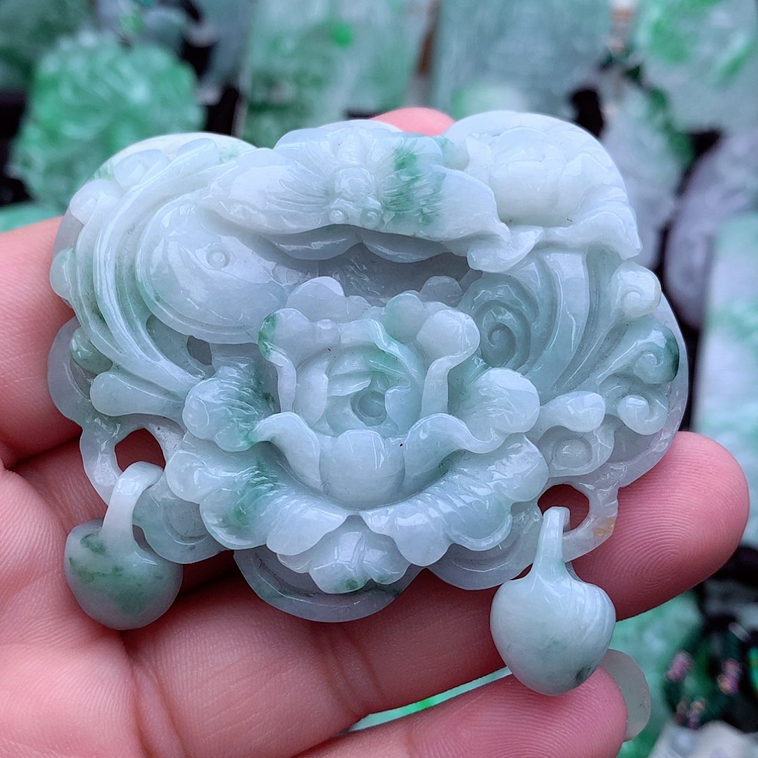 翡翠吊坠(不含链)未镶嵌