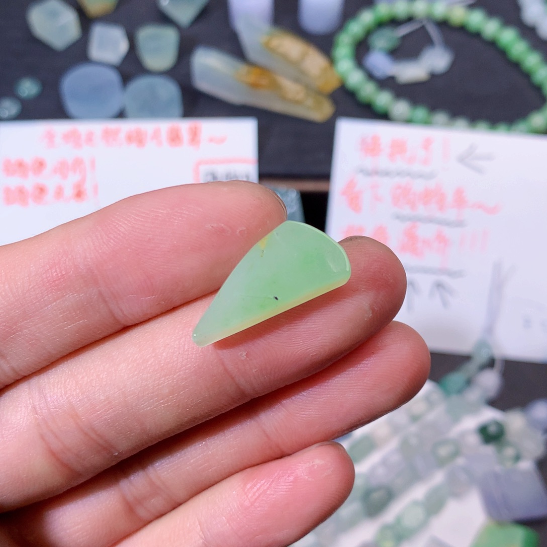 未镶嵌定制翡翠18
