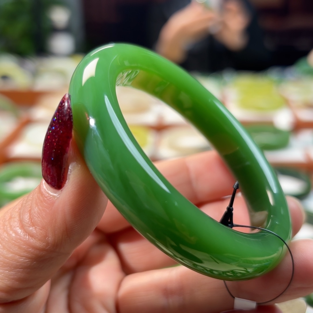 和田玉手镯未镶嵌一****9