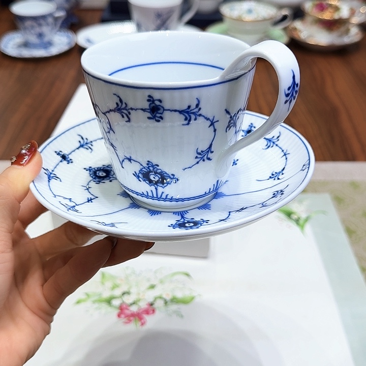 瓷片杯子杯子杯子水杯杯子水杯