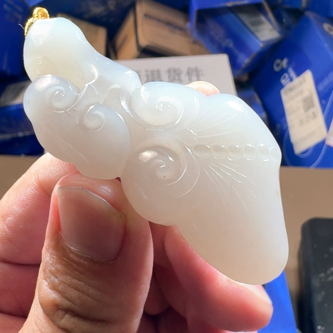 和田玉（糖玉）未镶嵌颈饰