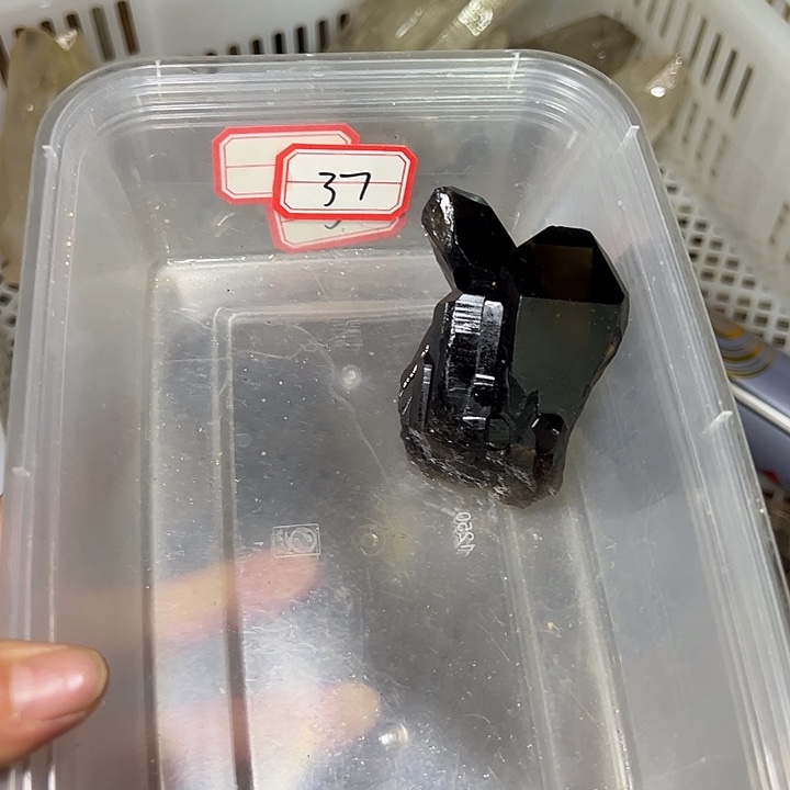 正***思未镶嵌珠宝半成品水晶