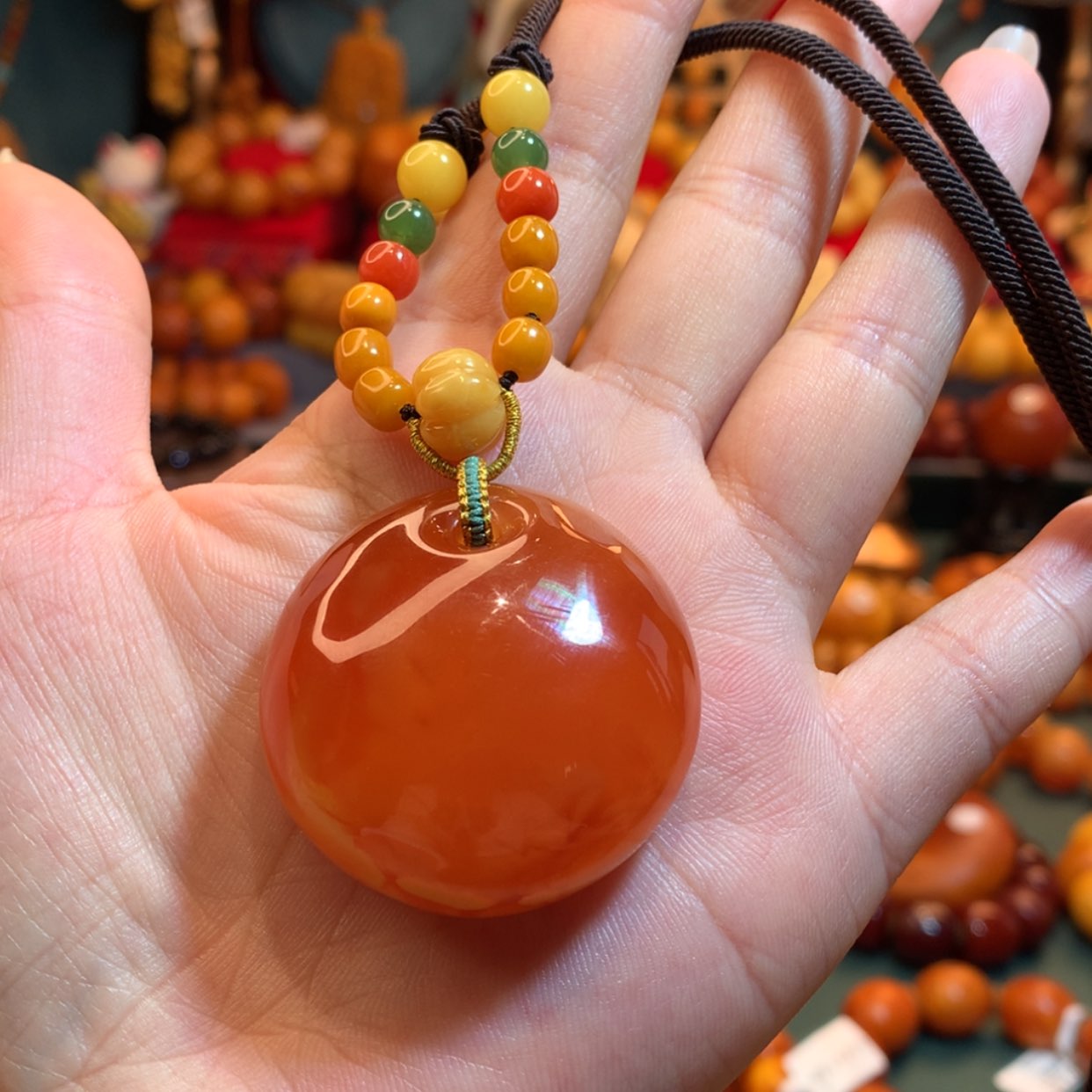 【闪购商品】蜜蜡吊坠(赠链)未镶嵌