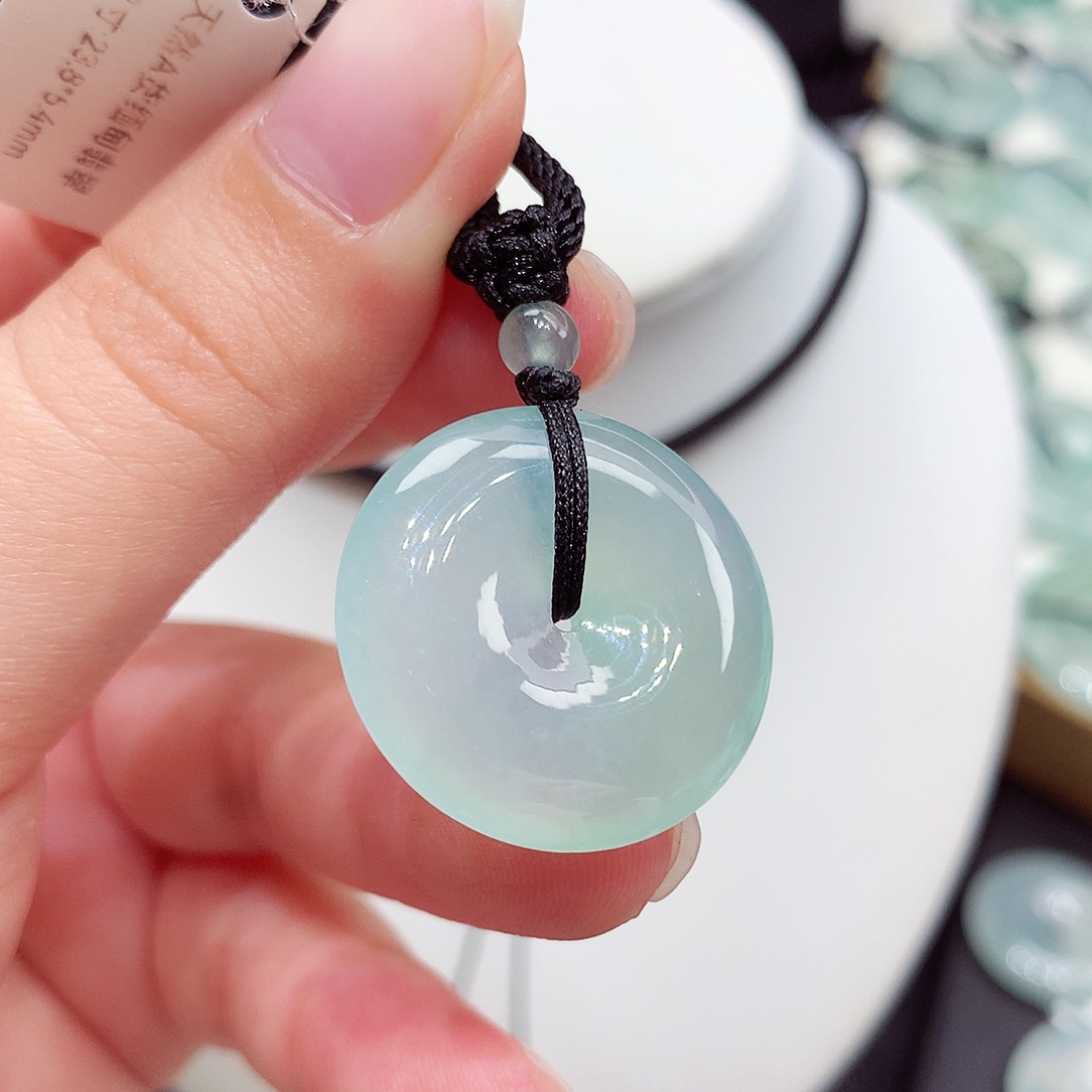 颈饰未镶嵌翡翠翡翠32，23.8/5.4