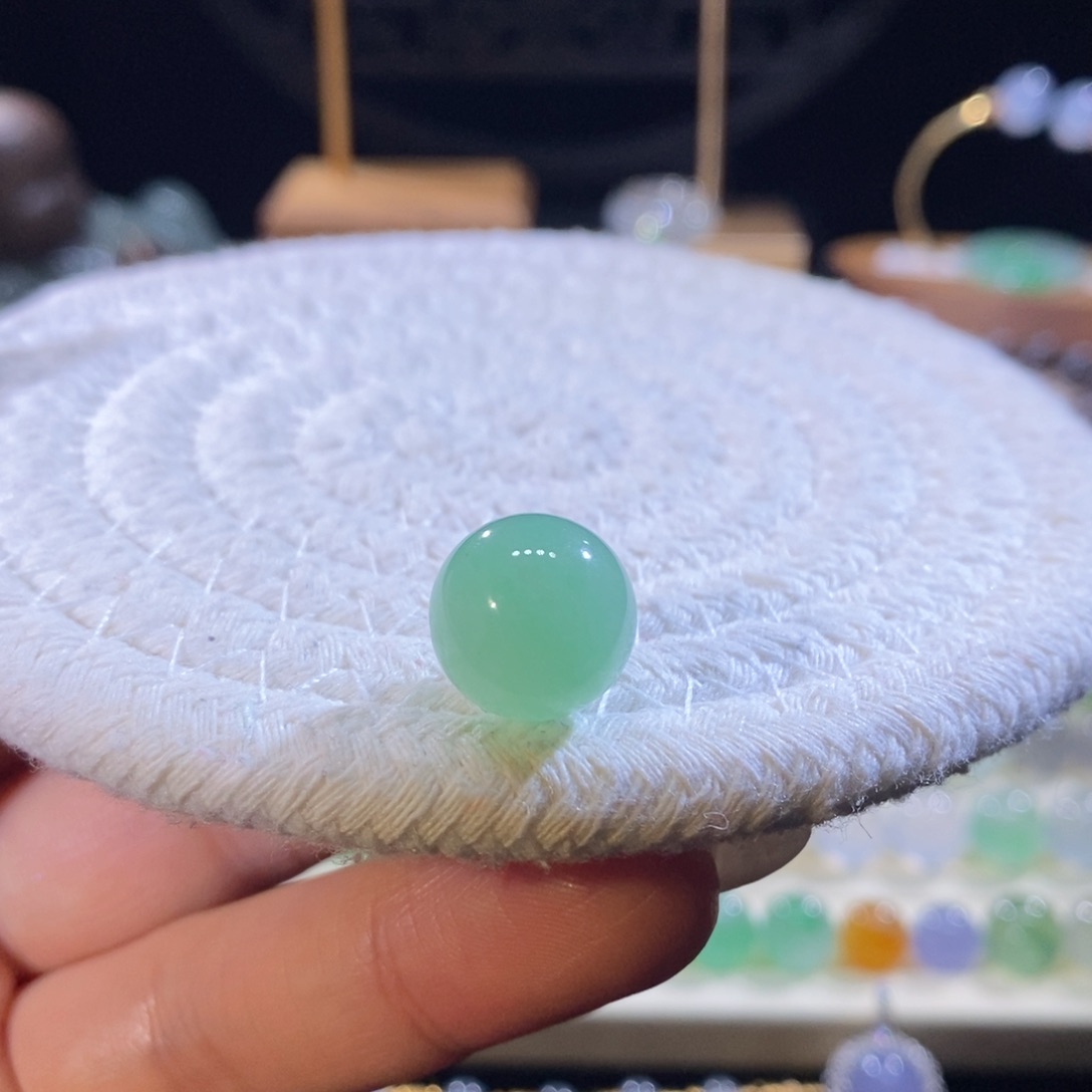 翡翠未镶嵌吊坠(不含链)翡翠冰甜绿珠卡12.9m