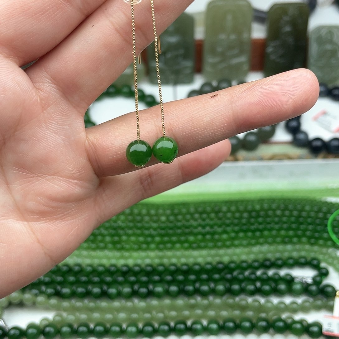 和田玉耳饰未镶嵌