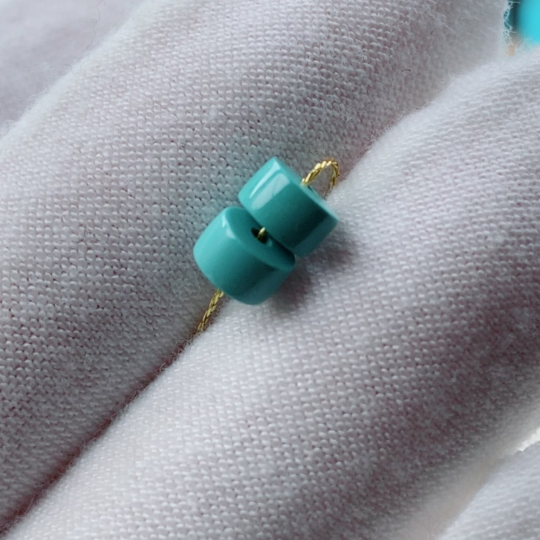 绿松石配饰未镶嵌