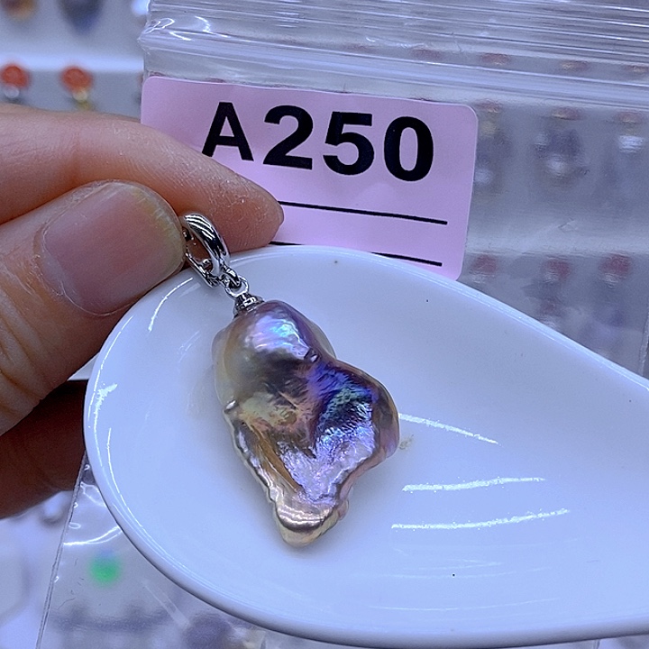 未镶嵌淡水珍珠颈饰