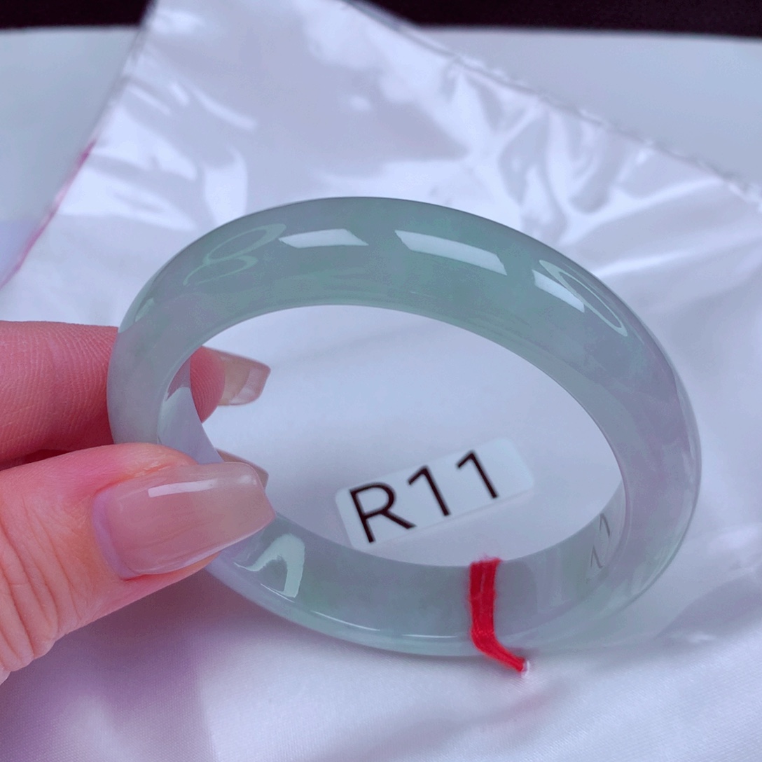 翡翠未镶嵌手镯手镯