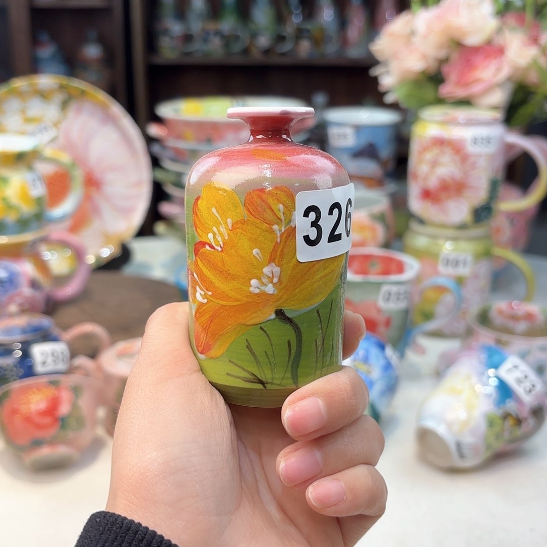 瓷片兔兔好e j lv tu tu tu t