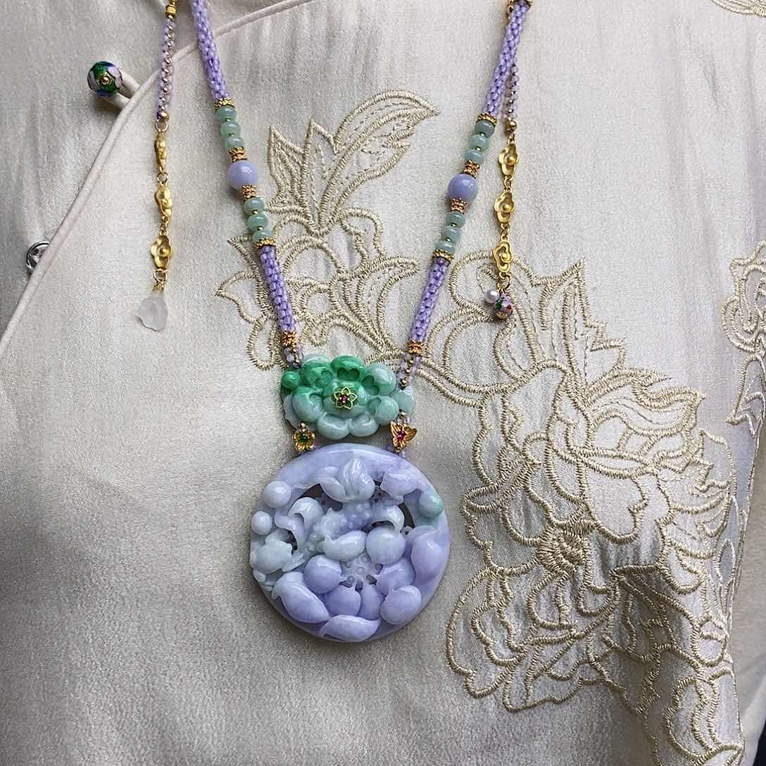 翡翠颈饰未镶嵌天然