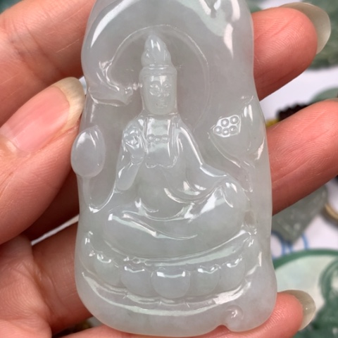 翡翠颈饰未镶嵌鼓**去翡翠