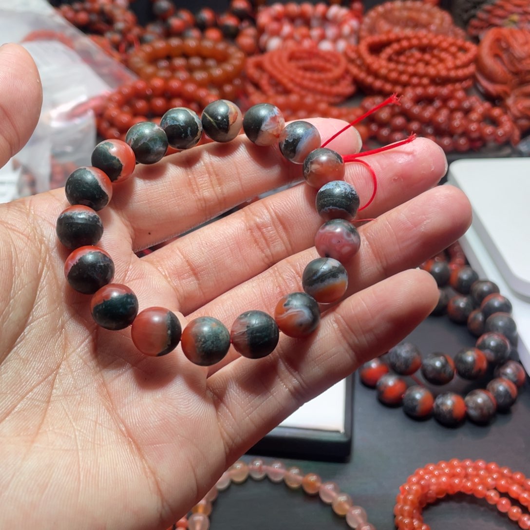 南红玛瑙手链未镶嵌
