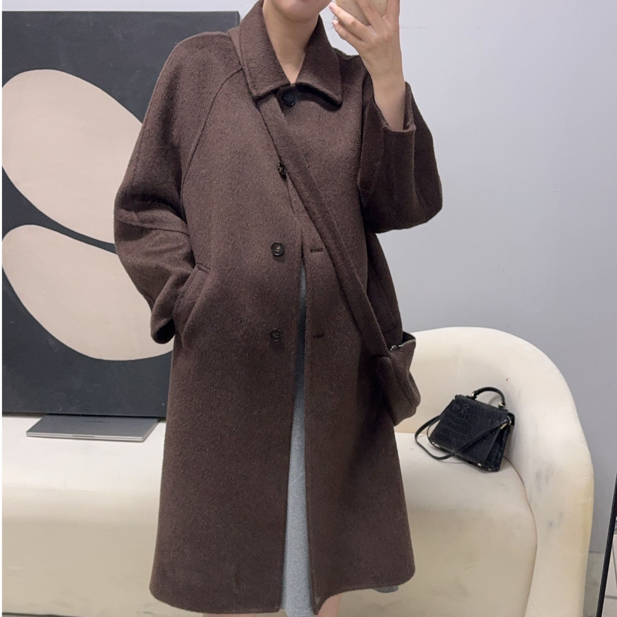 赫本风2025年新款韩系小个子黑色羊驼毛秋冬外套女休闲呢子大衣