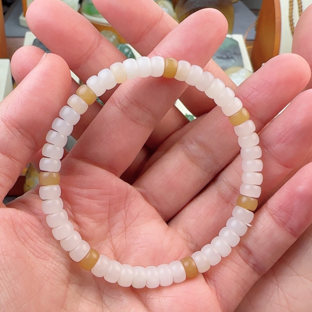 和田玉手链未镶嵌