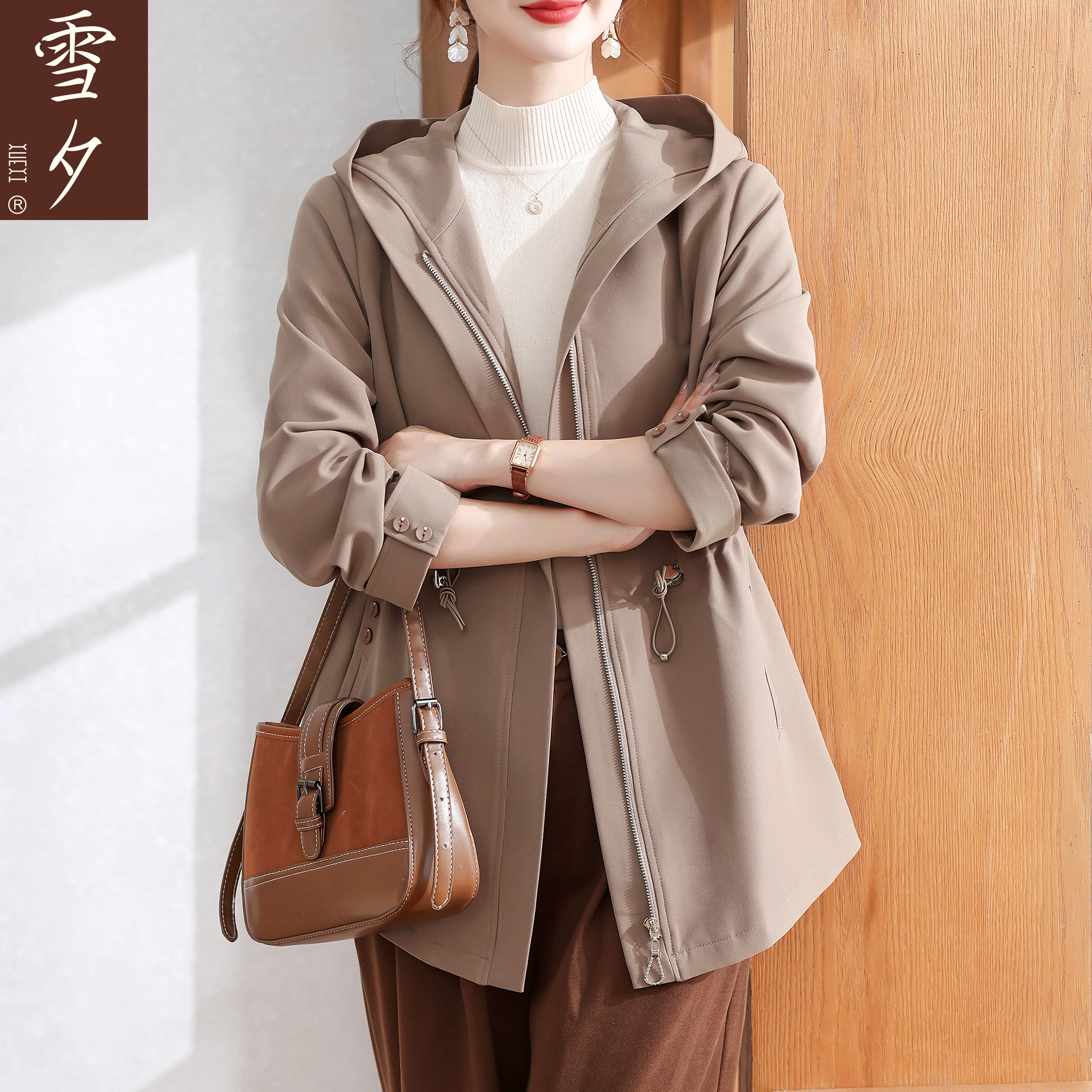 妈妈装秋外套中长款风衣外套2025新款中老年女装春秋洋气连帽大衣