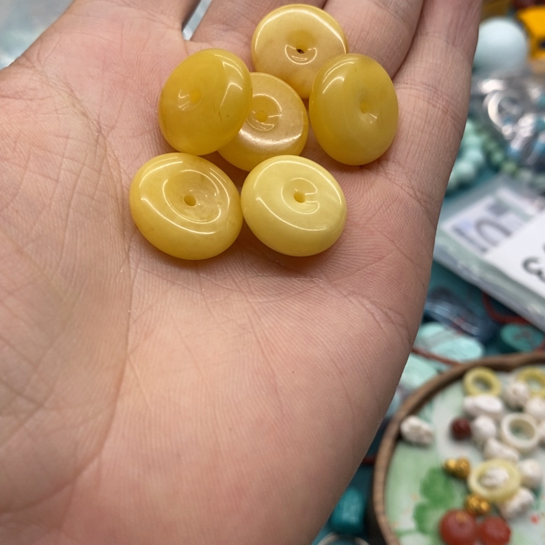 【闪购商品】琥珀裸石未镶嵌琥珀