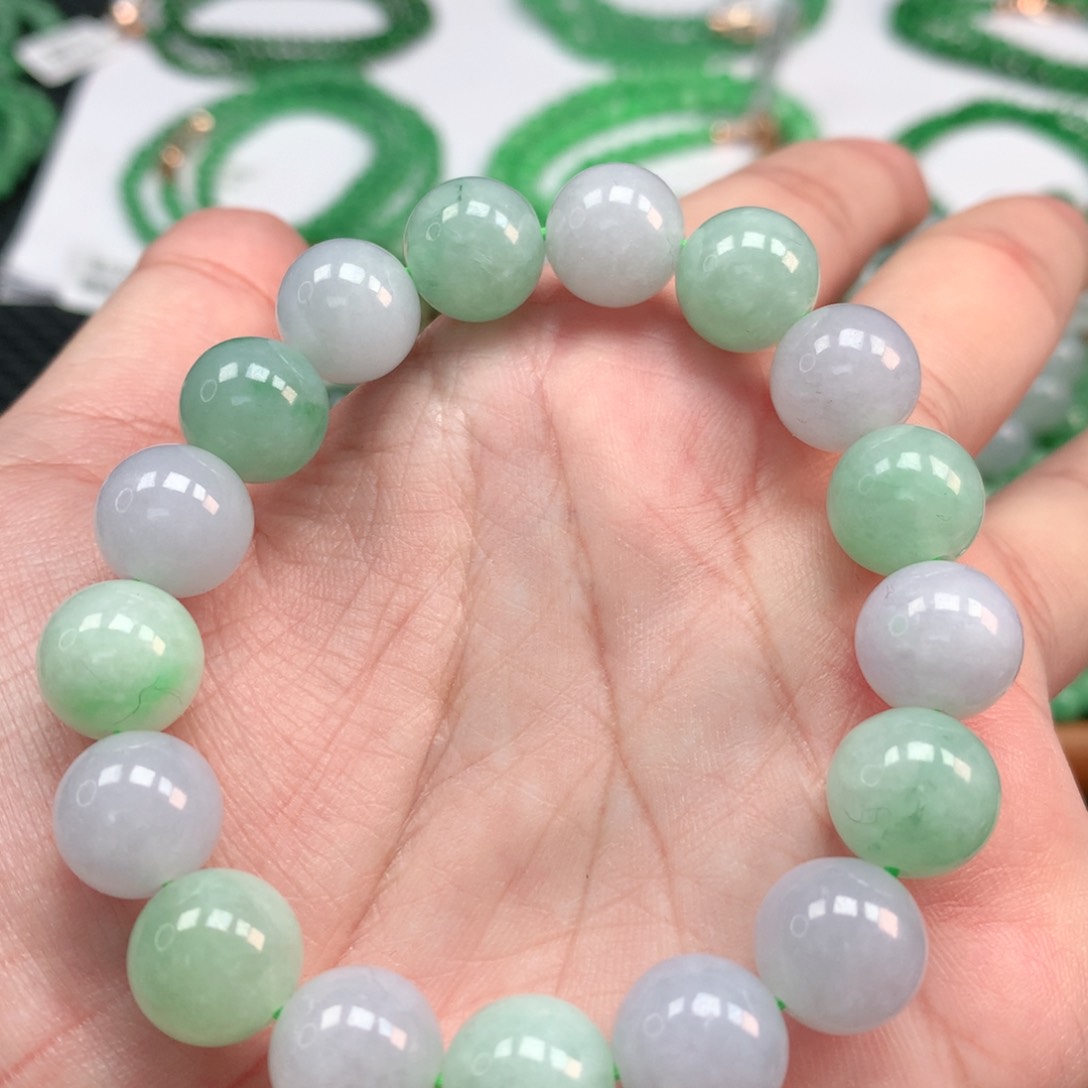 翡翠手链未镶嵌翡翠