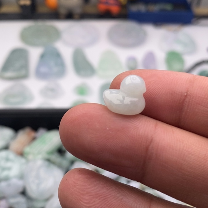 ᥫ***葵翡翠未镶嵌吊坠(不含链)