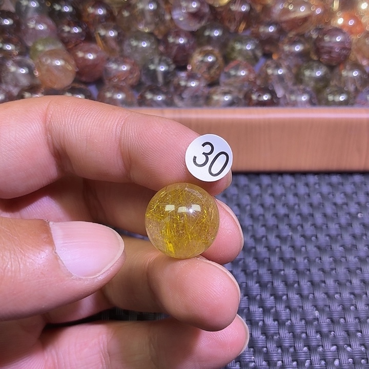 ᰔ***遇未镶嵌水晶吊坠(不含链)