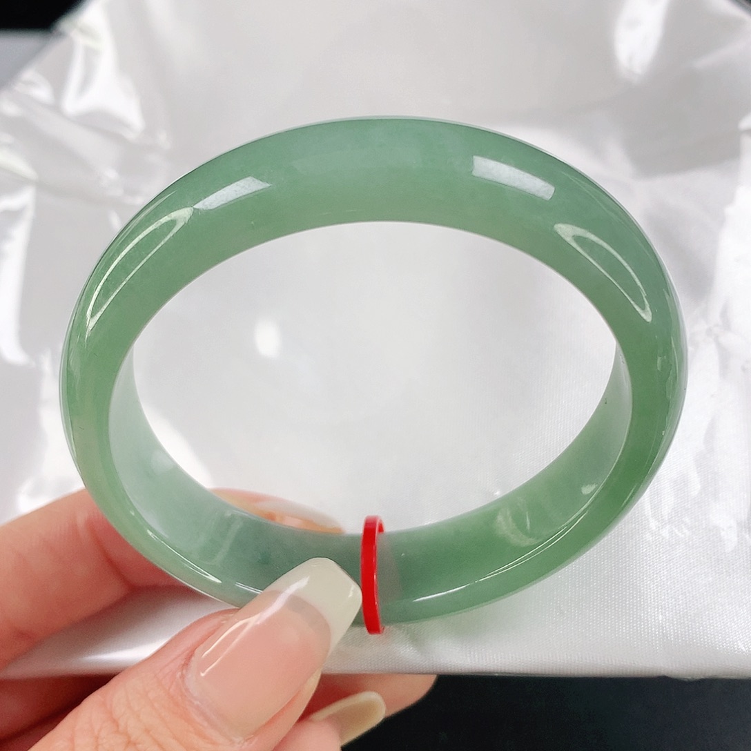 翡翠手镯未镶嵌0095翡翠