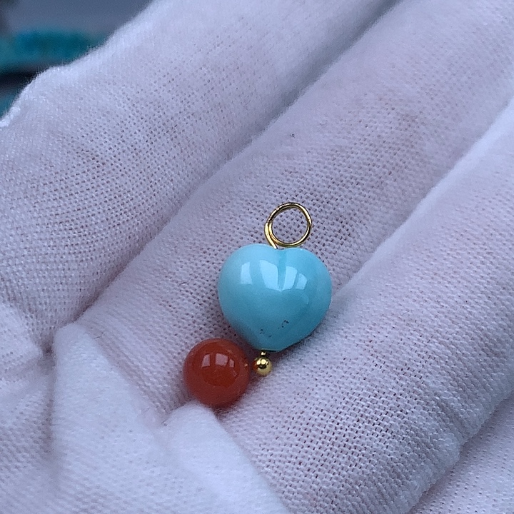 南红玛瑙未镶嵌珠宝奇石