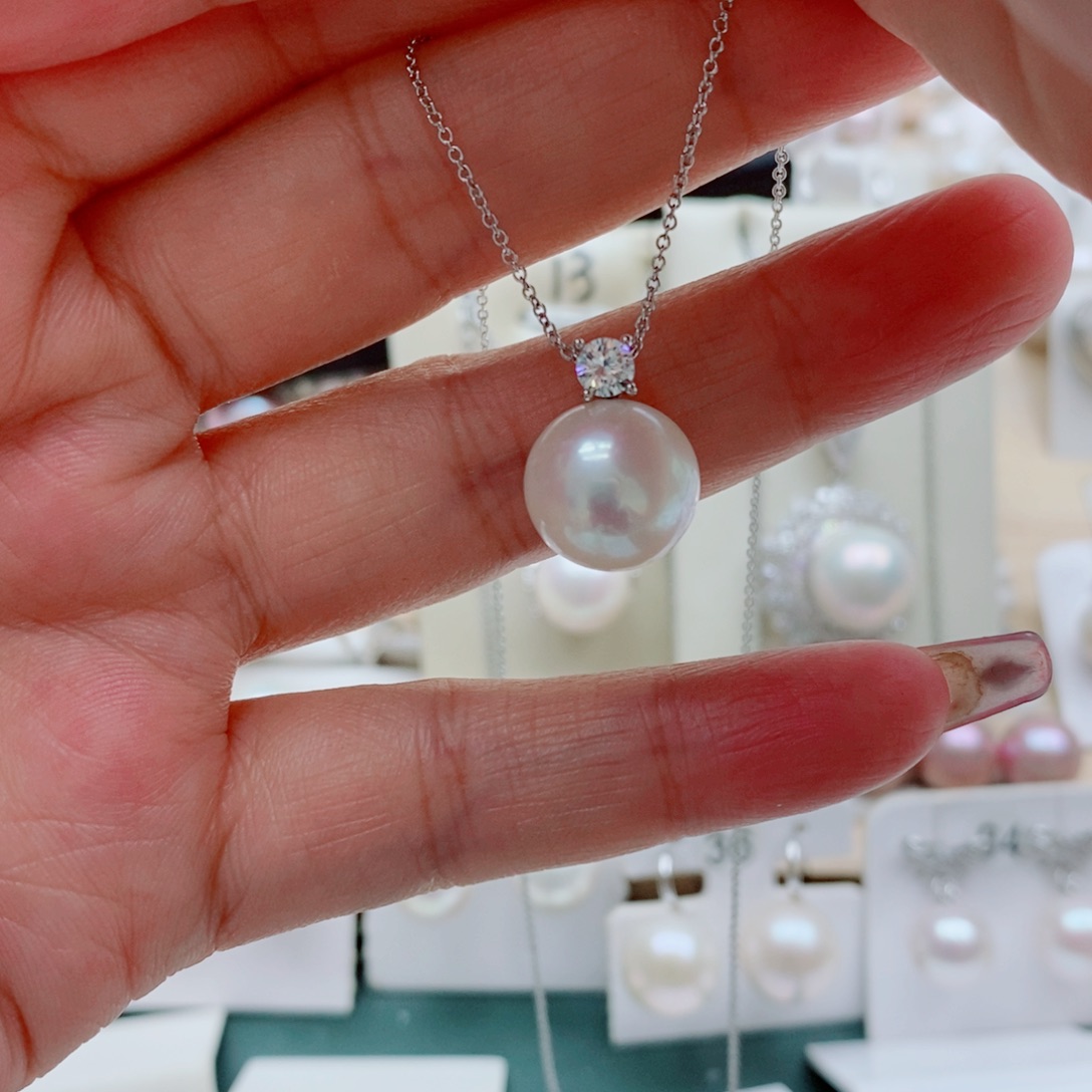 淡水珍珠吊坠(赠链)银S925镶嵌
