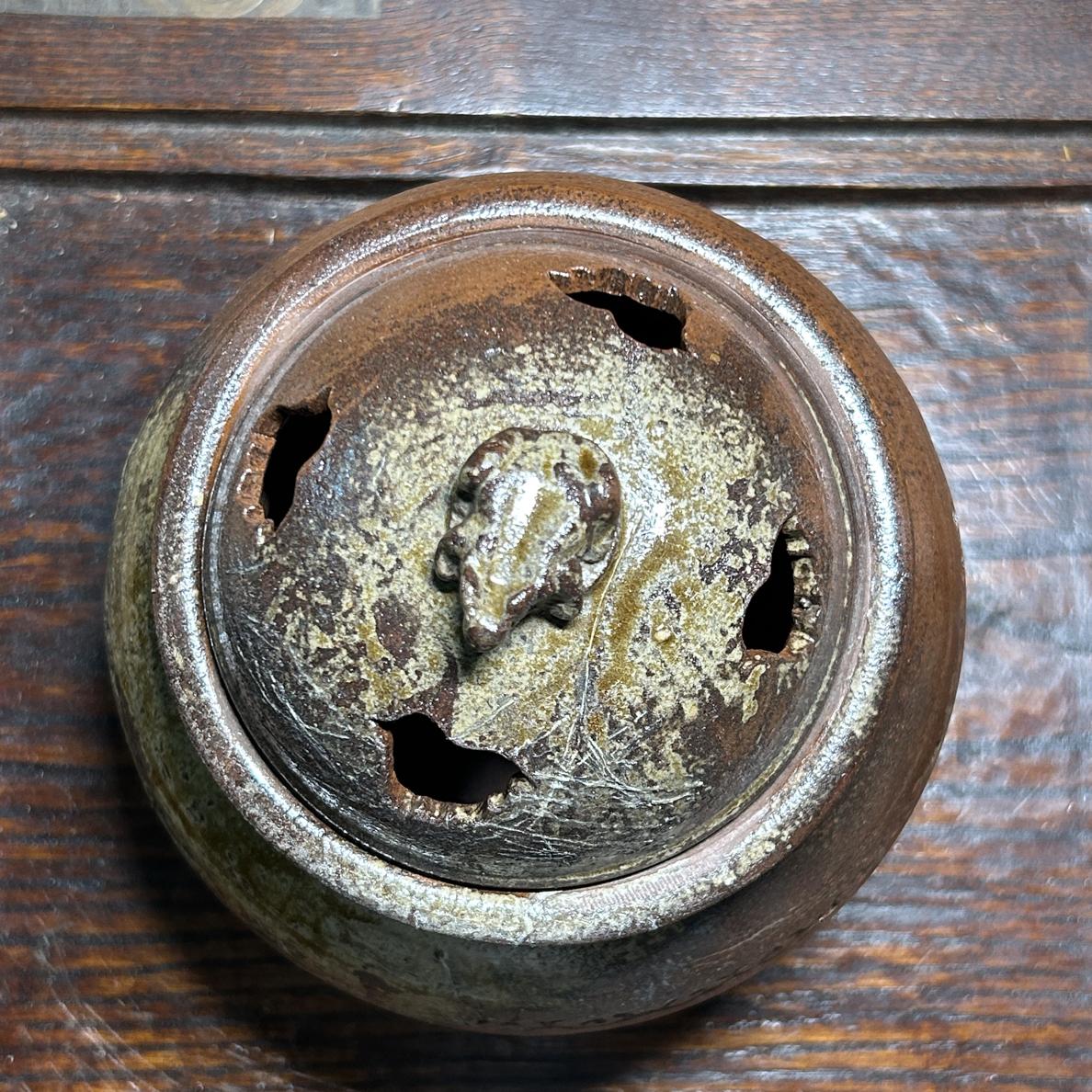 古备前香炉内口径9.5cm高18cm宽15cm