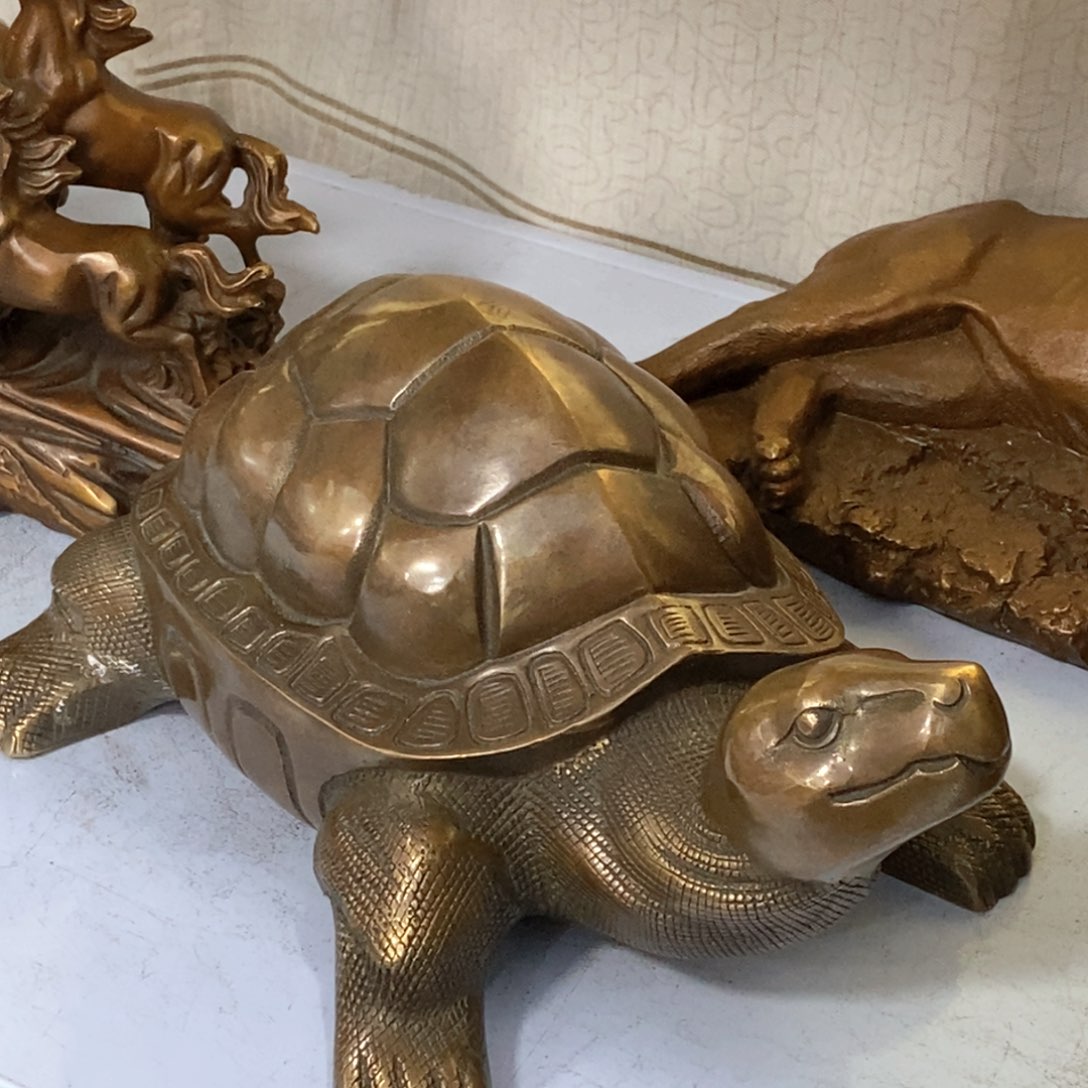 黄铜材质，大乌龟一个
