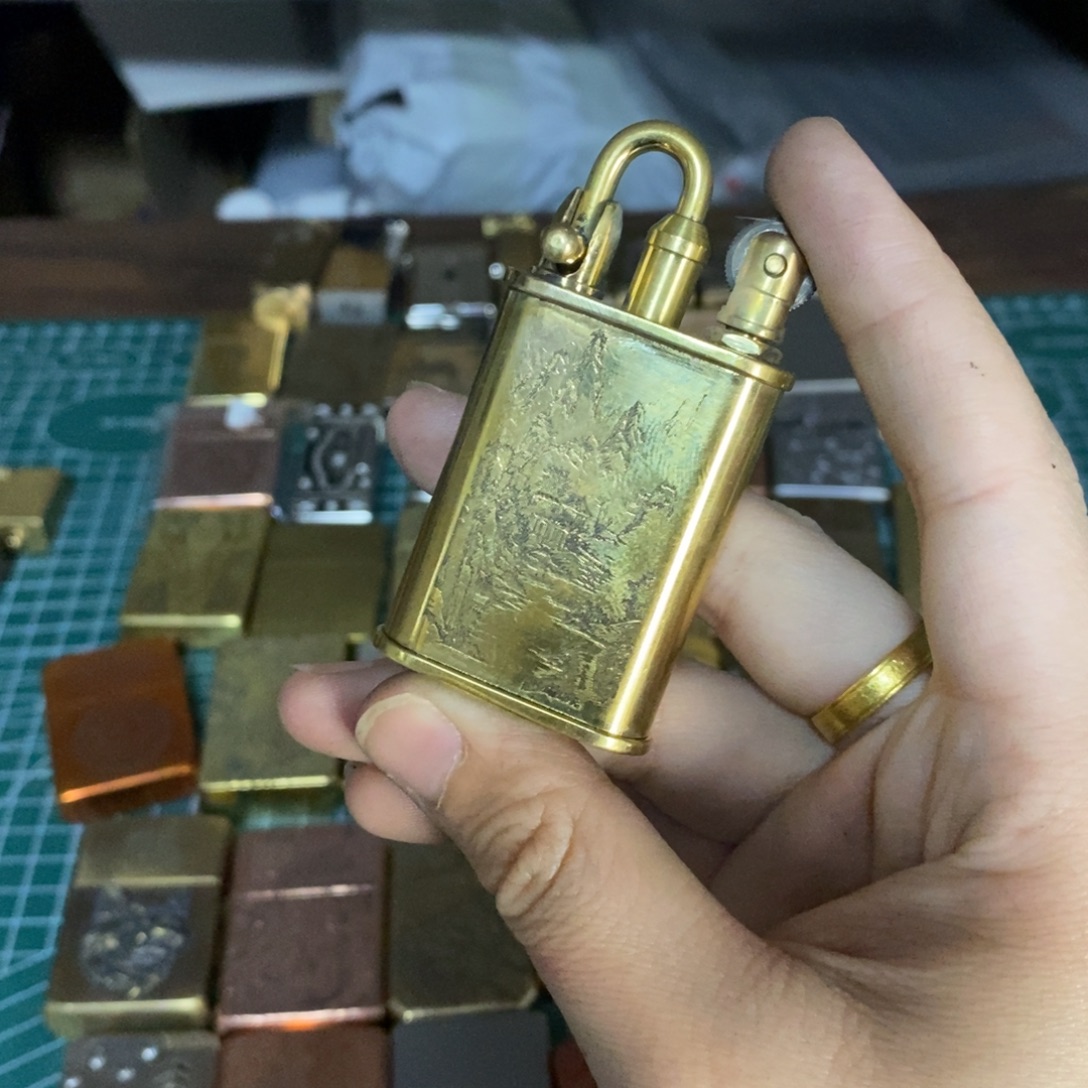 战壕黄铜打火机捡漏