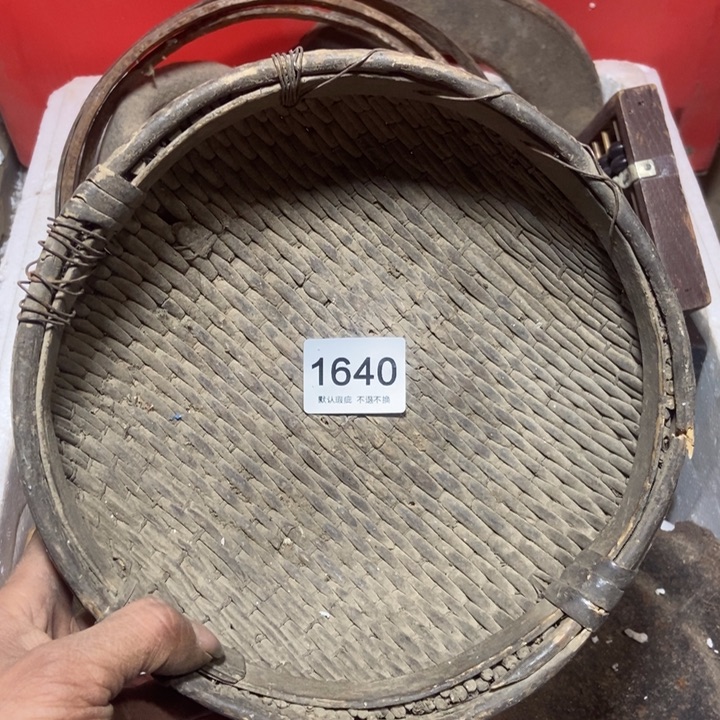 领***室琉璃手工艺品。。。。。。