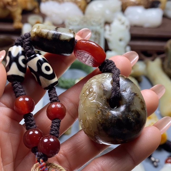 和田玉挂件未镶嵌