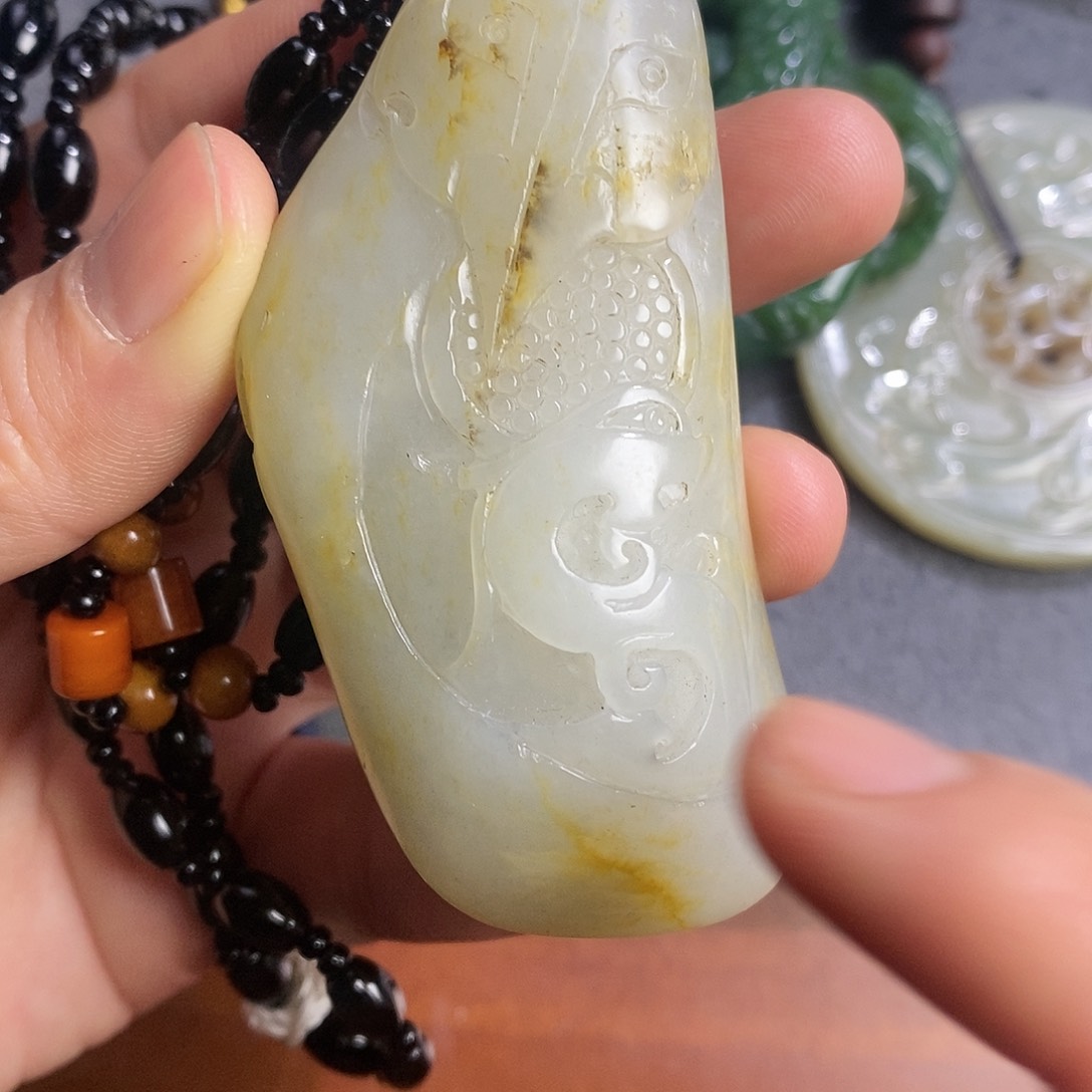 颈饰未镶嵌和田玉