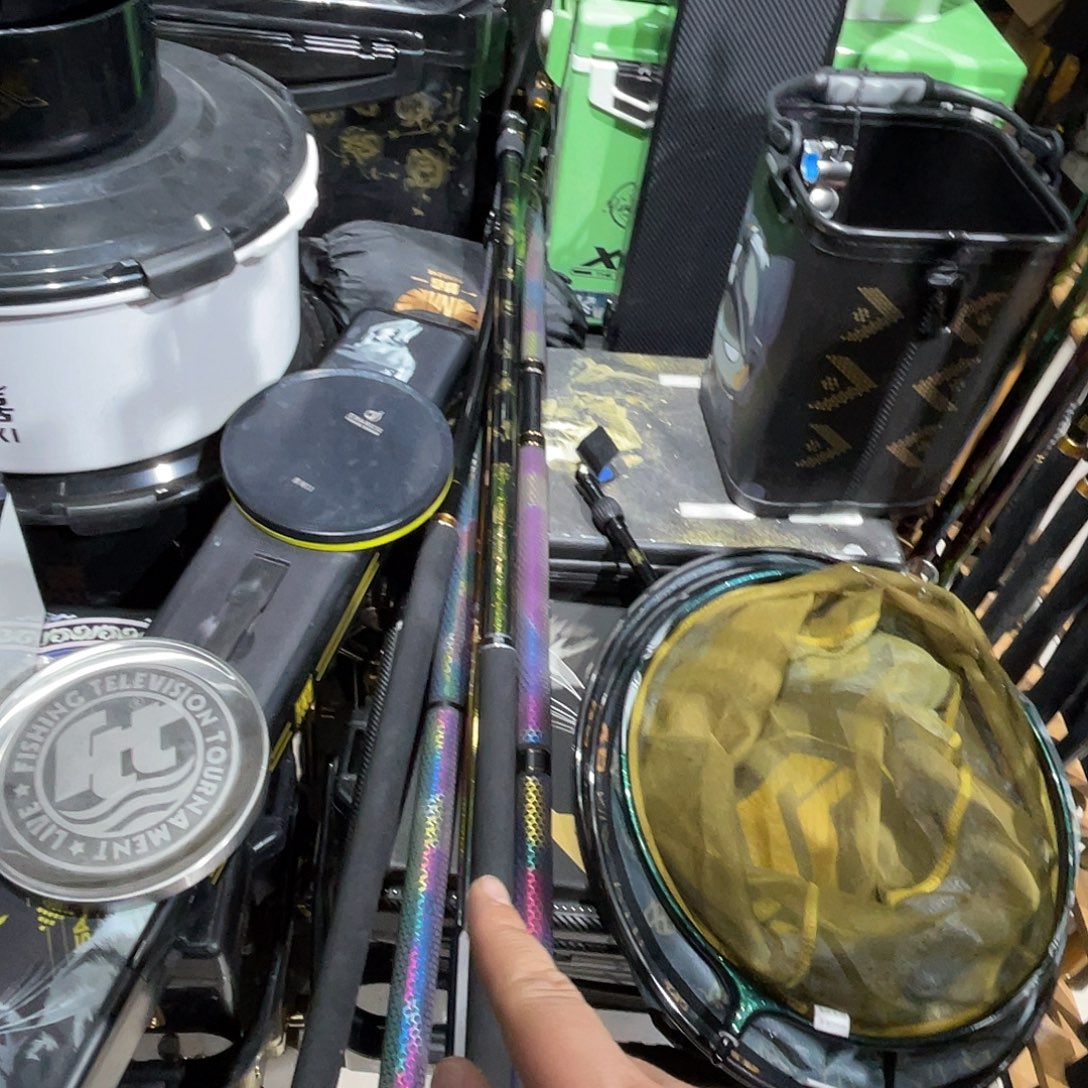 茅草黑金极210抄网杆