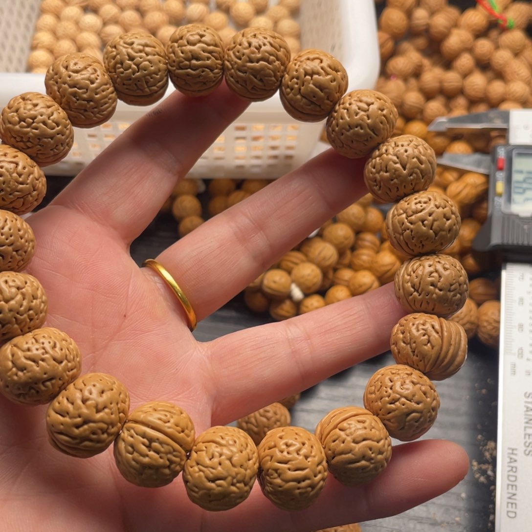 【闪购商品】A***e散子批发小桃核100