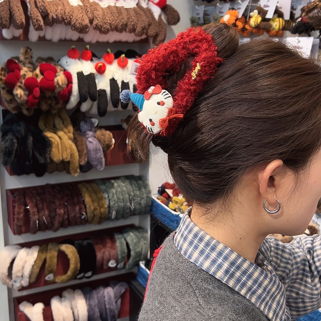 布艺铁合金抓夹哦