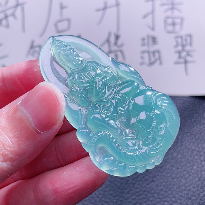 翡翠颈饰未镶嵌99999999999
