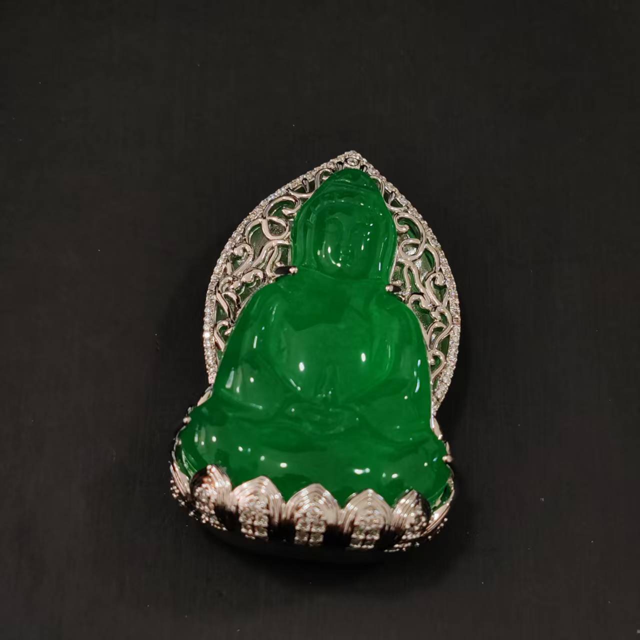 【南非定制】经典高级轻奢大气百搭吊坠AJ52003