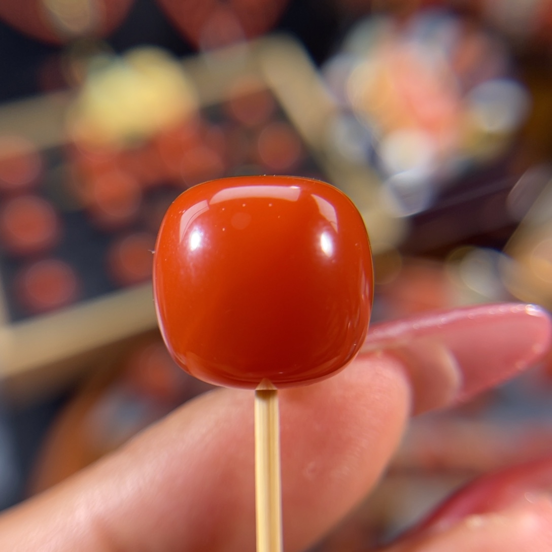 南红玛瑙大黑洞老形15未镶嵌