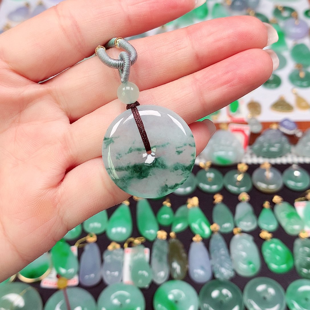 翡翠颈饰未镶嵌天然翡翠A货