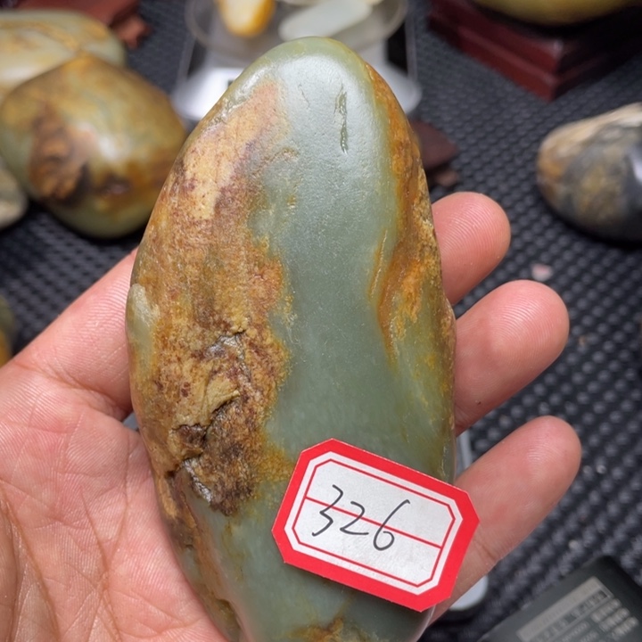 颈饰未镶嵌和田玉326